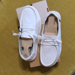 Hey Dude - Wendy Chambray White